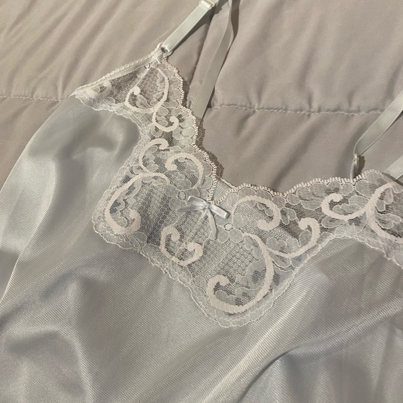 Blue cami - Picture 2 of 4